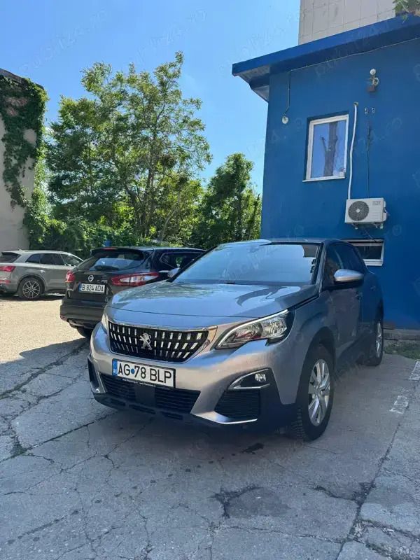 Gri Utilizat 2017 Peugeot 3008 SUV | 11.500 EUR (Preț OK) - Imagine 1/4