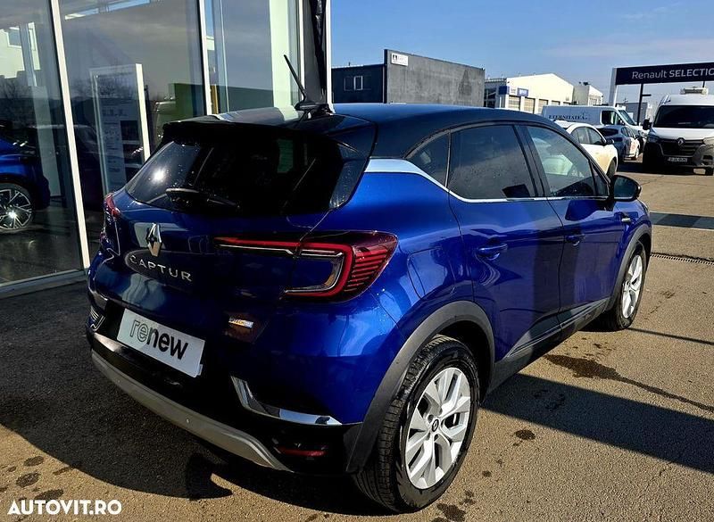 Second-hand Renault Captur Engineered 160 CP (117 kW) 2022 Culoarealbastru SUV