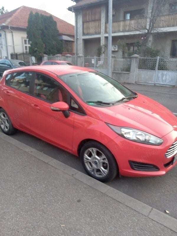 Utilizat 2013 Ford Fiesta Hatchback | 6.000 EUR - Imagine 1/4