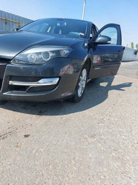 Utilizat 2015 Renault Laguna III Berlinǎ | 5.200 EUR (Preț OK) - Imagine 1/4