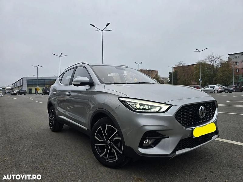 Culoareargint Utilizat 2022 MG ZS SUV | 13.800 EUR (Preț OK) - Imagine 1/4