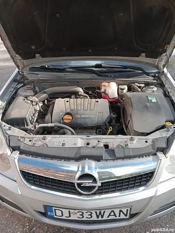 Second-hand Opel Vectra 125 CP (91 kW) 2006 Gri Berlinǎ