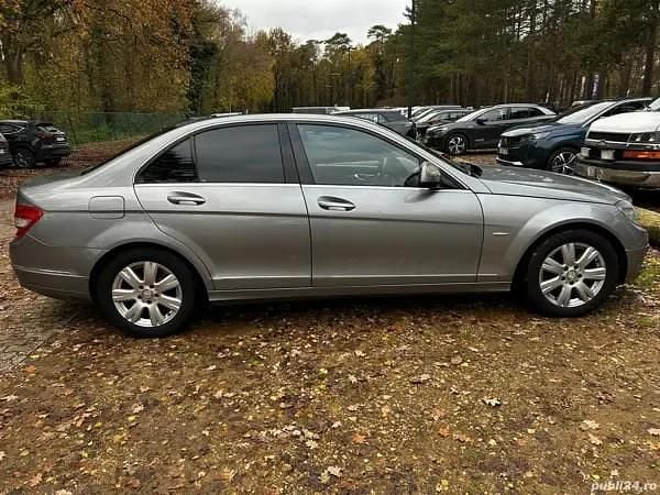 Utilizat 2007 Mercedes C200 Berlinǎ | 4.500 EUR - Imagine 1/4