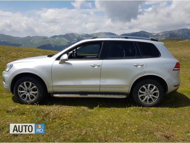 Second-hand VW Touareg 245 CP (180 kW) 2012 Gri SUV