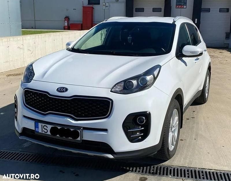 Culoarealb Utilizat 2018 Kia Sportage Style SUV | 15.000 EUR (Preț bun) - Imagine 1/4