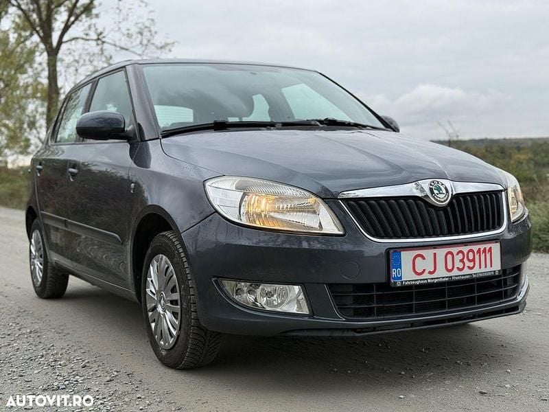 Culoaregri Utilizat 2011 Skoda Fabia Ambiente Hatchback | 2.799 EUR (Preț OK) - Imagine 1/4
