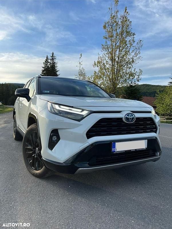 Culoarealb Utilizat 2022 Toyota RAV4 Hybrid SUV | 35.500 EUR (Preț OK) - Imagine 1/4