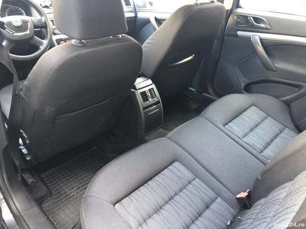 Utilizat 2012 Skoda Octavia Berlinǎ | 5.800 EUR - Imagine 1/4