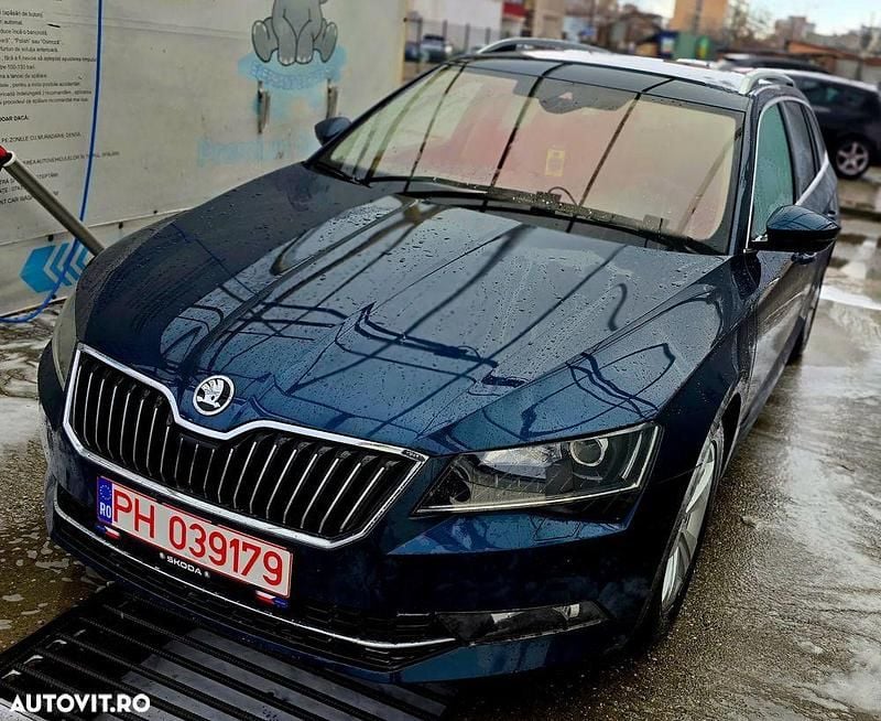 Second-hand Skoda Superb GreenLine 120 CP (88 kW) 2017 Culoarealbastru Break