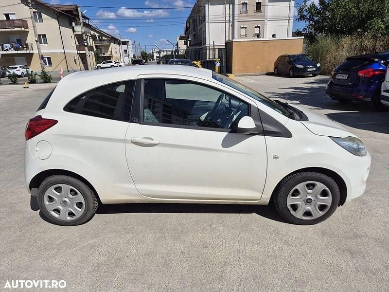 Second-hand Ford Ka 69 CP (50 kW) 2011 Culoarealb Hatchback