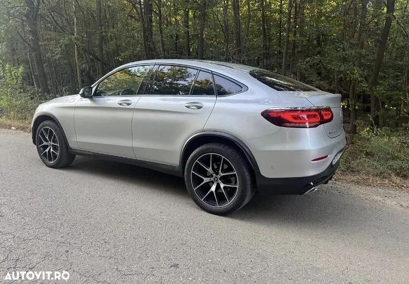 Culoareargint Utilizat 2020 Mercedes GLC300 SUV | 31.500 EUR (Super Preț) - Imagine 1/4