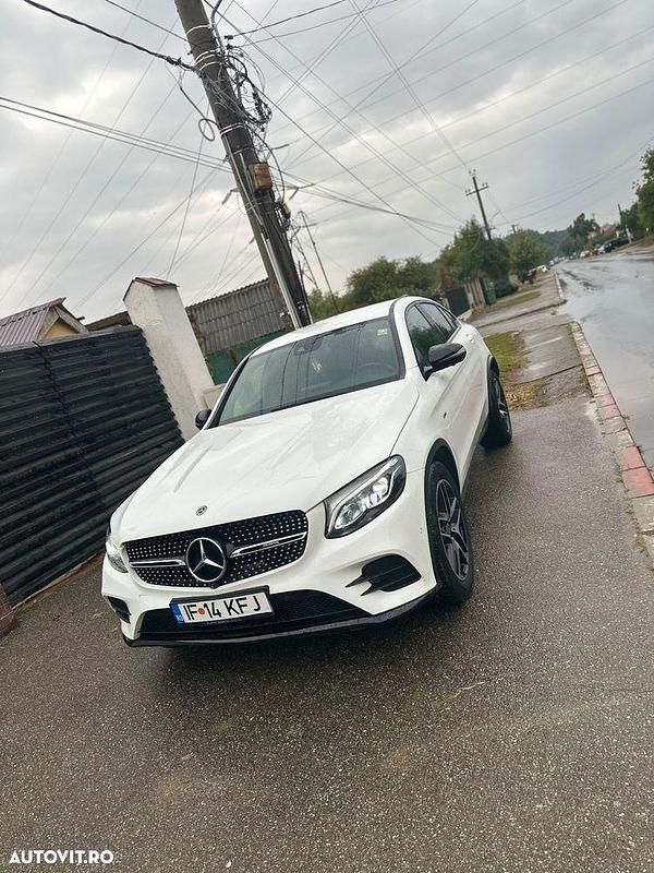 Culoarealb Utilizat 2018 Mercedes GLC220 SUV | 32.500 EUR - Imagine 1/4