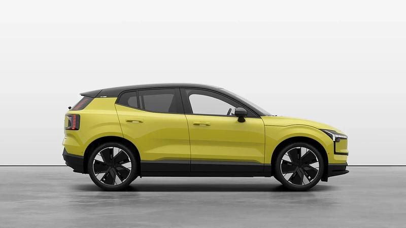 ["moss yellow"] Utilizat 2024 Volvo EX30 Performance SUV | 47.689 EUR (Preț OK) - Imagine 1/4