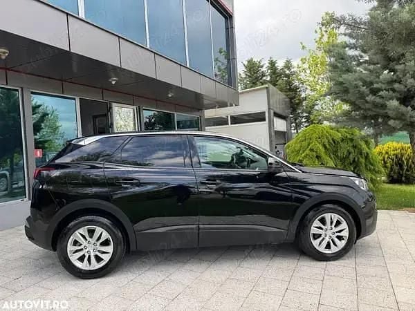 Negru Utilizat 2017 Peugeot 3008 SUV | 10.000 EUR (Super Preț) - Imagine 1/4