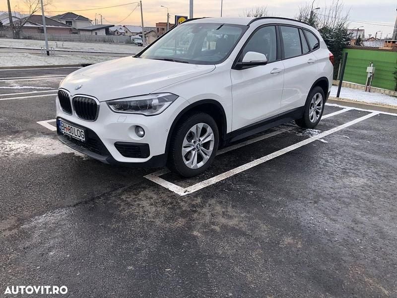 Culoarealb Utilizat 2018 BMW X1 SUV | 14.900 EUR (Super Preț) - Imagine 1/4