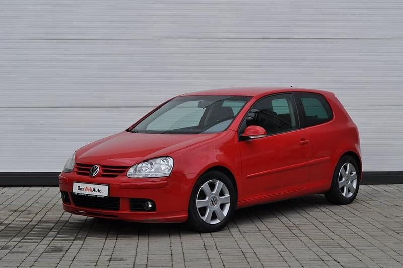 Rosu mediu normal Utilizat 2008 VW Golf VI Trendline Hatchback | 5.300 EUR (Scump) - Imagine 1/4