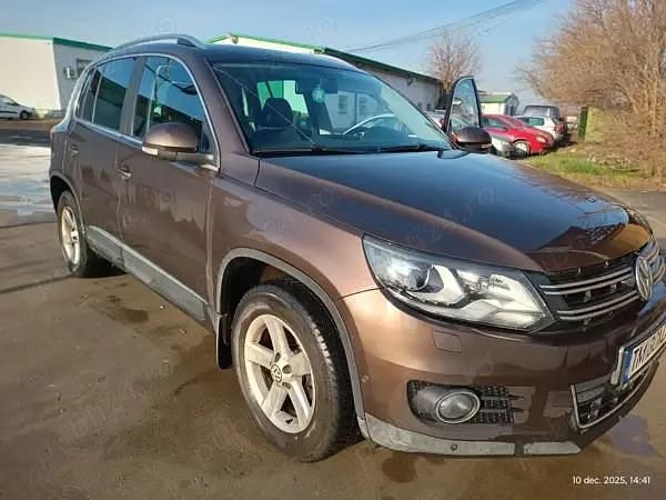 Maro Utilizat 2012 VW Tiguan SUV | 8.500 EUR (Preț OK) - Imagine 1/4