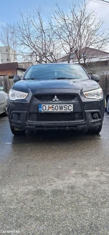 Second-hand Mitsubishi ASX Invite 115 CP (84 kW) 2011 Culoarenegru SUV