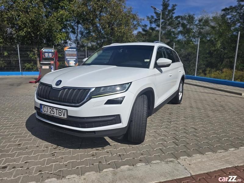 Alb Utilizat 2017 Skoda Kodiaq SUV | 19.000 EUR (Preț bun) - Imagine 1/4