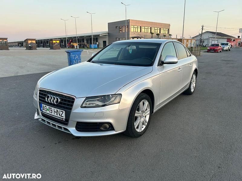 Culoareargint Utilizat 2010 Audi A4 Break | 5.800 EUR (Preț OK) - Imagine 1/4