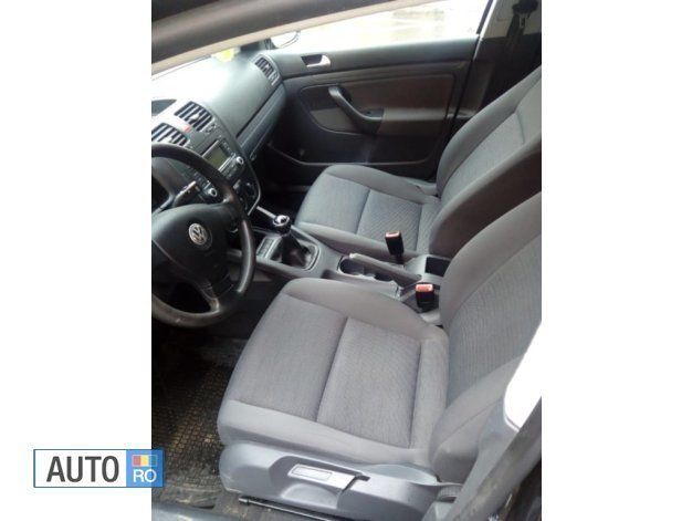 Negru Utilizat 2006 VW Golf V Hatchback | 2.900 EUR - Imagine 1/4