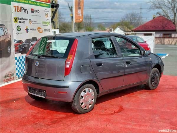 Second-hand Fiat Punto 60 CP (44 kW) 2004 Gri Hatchback