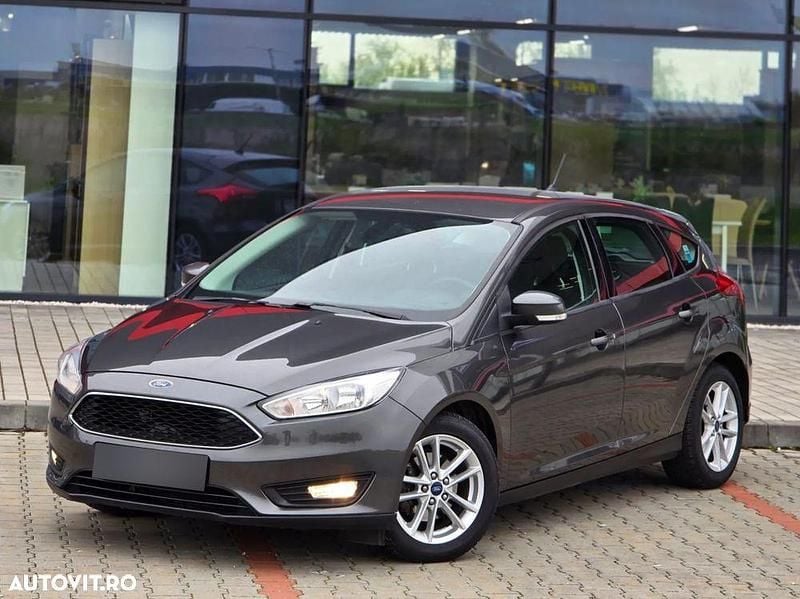 Culoaregri Utilizat 2018 Ford Focus Hatchback | 7.500 EUR (Preț bun) - Imagine 1/4