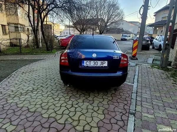 Utilizat 2008 Skoda Octavia Berlinǎ | 2.450 EUR (Preț OK) - Imagine 1/4