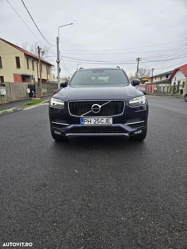 Culoarealbastru Utilizat 2017 Volvo XC90 Momentum SUV | 19.500 EUR (Puțin scump) - Imagine 1/4