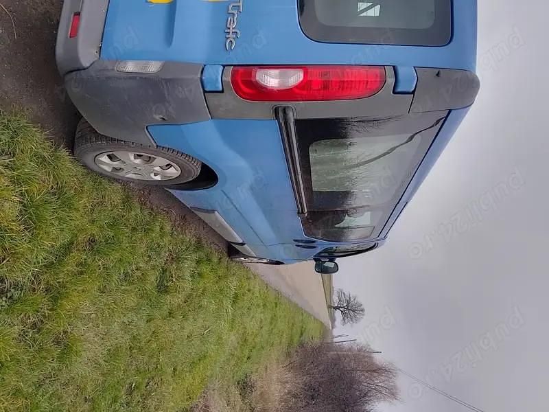 Second-hand Renault Trafic 66 CP (48 kW) 2007 Monovolum