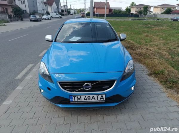 Utilizat 2015 Volvo V40 Break | 5.400 EUR - Imagine 1/4