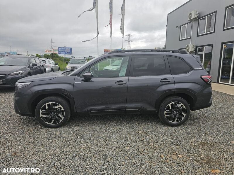 Nouă Subaru Forester 150 CP (110 kW) 2025 Gri SUV
