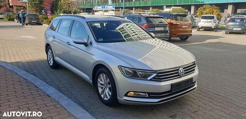 Second-hand VW Passat Comfortline 150 CP (110 kW) 2019 Culoareargint Break