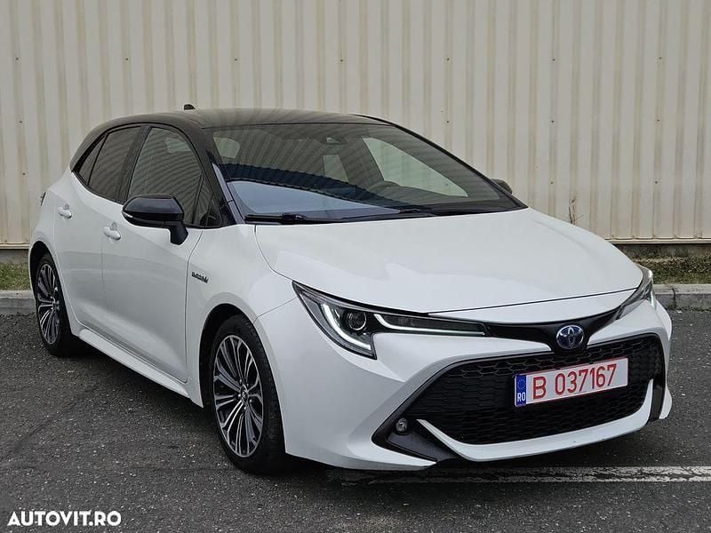 Second-hand Toyota Corolla Plus 184 CP (135 kW) 2019 Culoarealb Hatchback