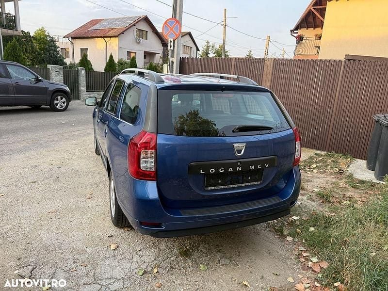 Second-hand Dacia Logan MCV Prestige 90 CP (66 kW) 2014 Culoarealbastru Break