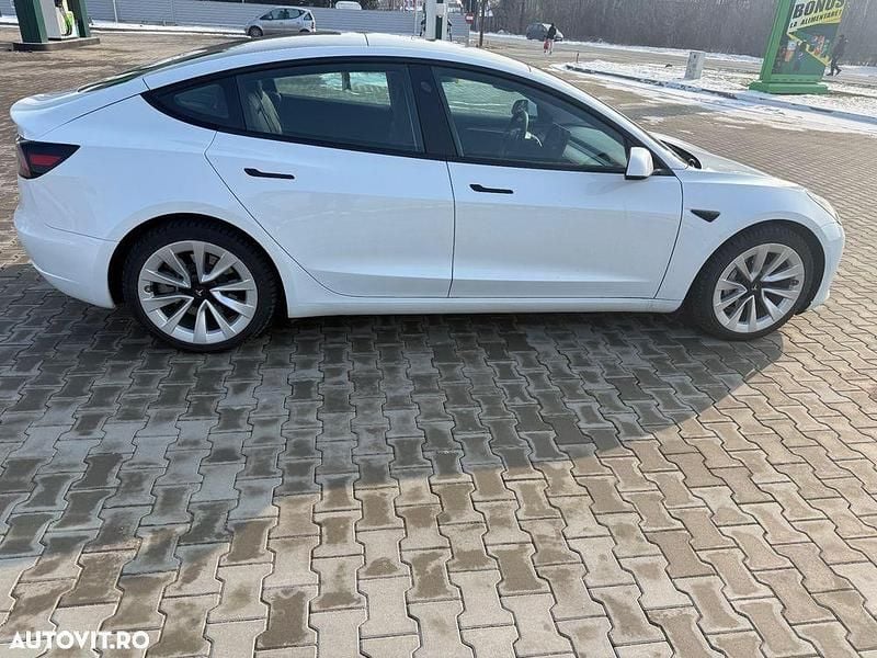 Second-hand Tesla Model 3 366 kW (498 CP) 2023 Culoarealb Berlinǎ