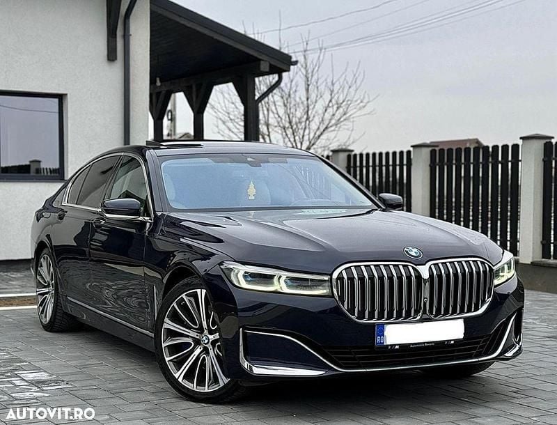 Albastru Utilizat 2019 BMW 740 Comfort Edition Berlinǎ | 41.500 EUR (Puțin scump) - Imagine 1/4