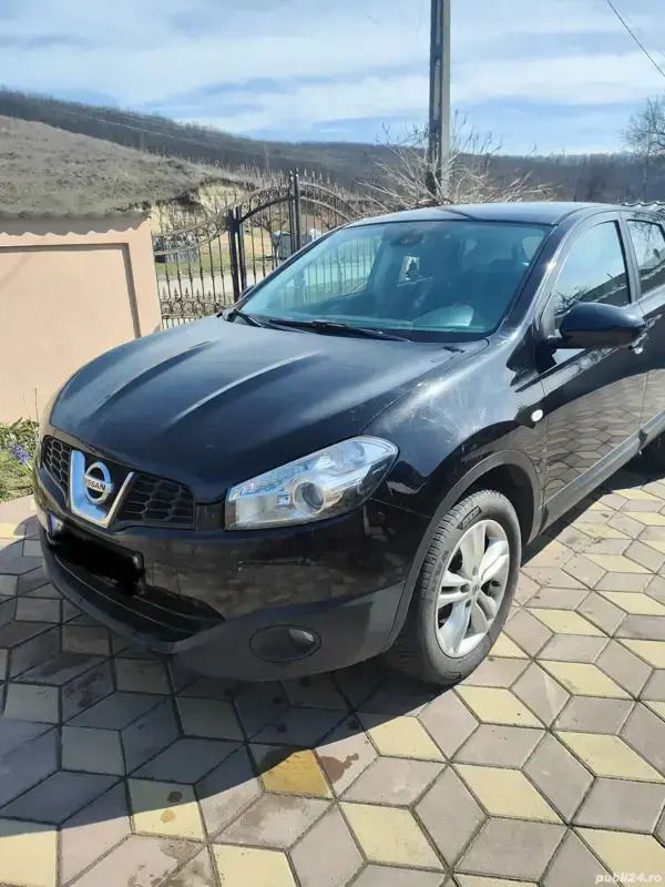 Utilizat 2012 Nissan Qashqai SUV | 6.000 EUR (Preț bun) - Imagine 1/4
