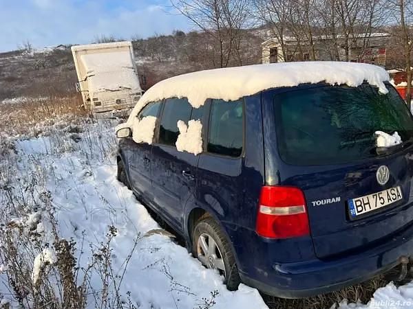 Second-hand VW Touran 100 CP (73 kW) 2004 Monovolum