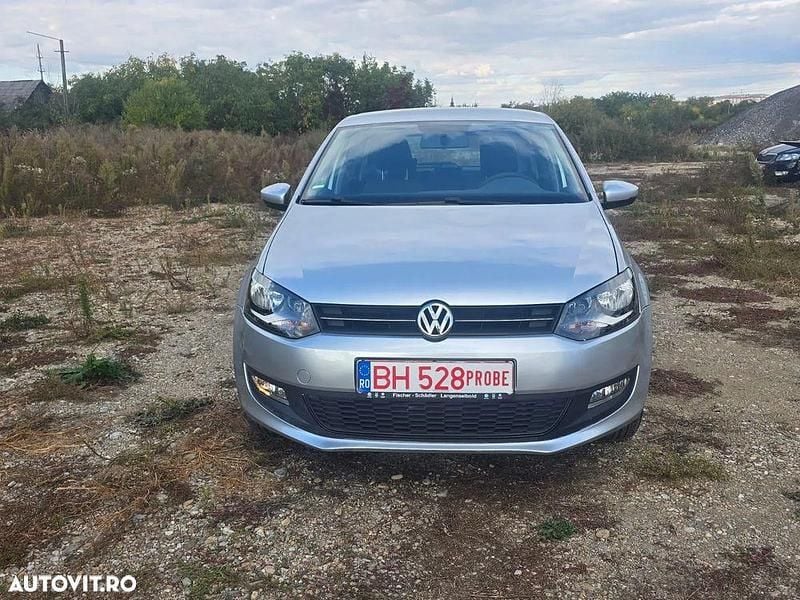 Culoarealb Utilizat 2010 VW Polo | 3.900 EUR (Preț bun) - Imagine 1/4