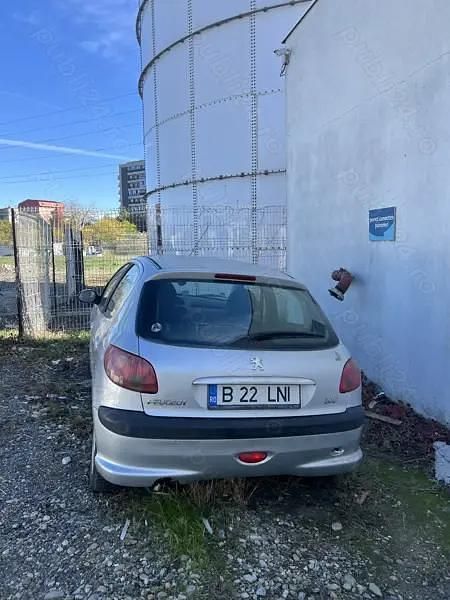 Utilizat 2003 Peugeot 205 Berlinǎ | 4.500 EUR - Imagine 1/4