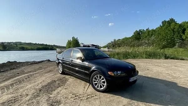 Second-hand BMW 320 150 CP (110 kW) 2003 Berlinǎ