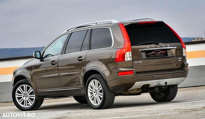 Second-hand Volvo XC90 Executive 200 CP (147 kW) 2013 Culoaremaro SUV