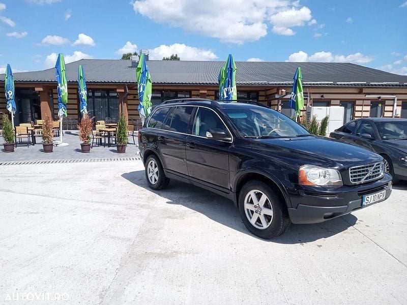 Culoarenegru Utilizat 2007 Volvo XC90 Momentum SUV | 4.990 EUR (Preț bun) - Imagine 1/4