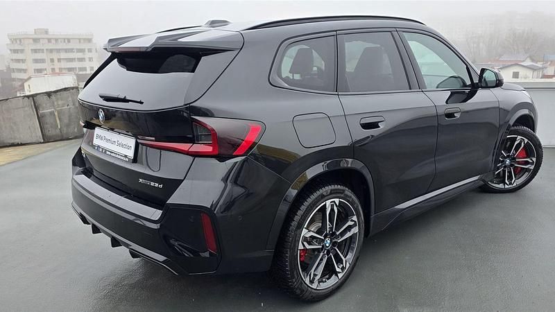 Second-hand BMW X1 Comfort Edition 211 CP (155 kW) 2025 Negru sapphire metalizat SUV