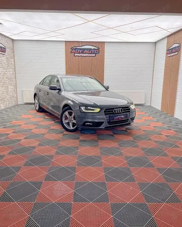 Second-hand Audi A4 Attraction 143 CP (105 kW) 2013 Argint Berlinǎ