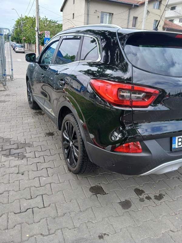 Negru Utilizat 2016 Renault Kadjar SUV | 12.500 EUR (Preț OK) - Imagine 1/4
