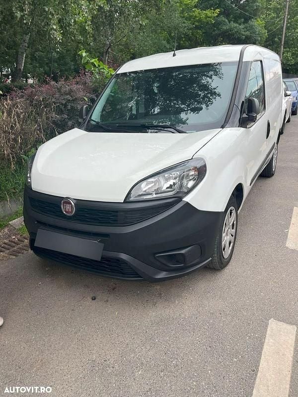 Culoarealb Utilizat 2018 Fiat Doblò Monovolum | 7.999 EUR (Preț OK) - Imagine 1/4