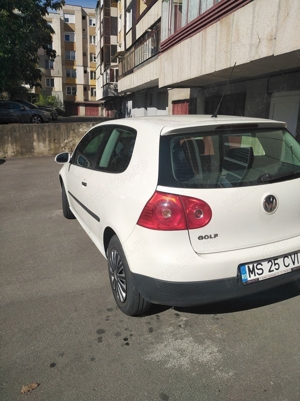 Utilizat 2006 VW Golf V Coupe | 2.600 EUR (Preț OK) - Imagine 1/4