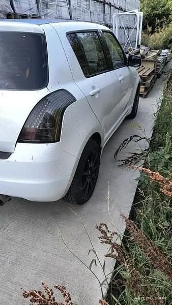 Second-hand Suzuki Swift 93 CP (68 kW) 2009 Hatchback